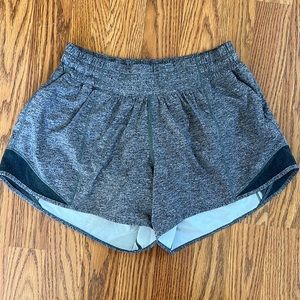 Lululemon Hotty Hot short